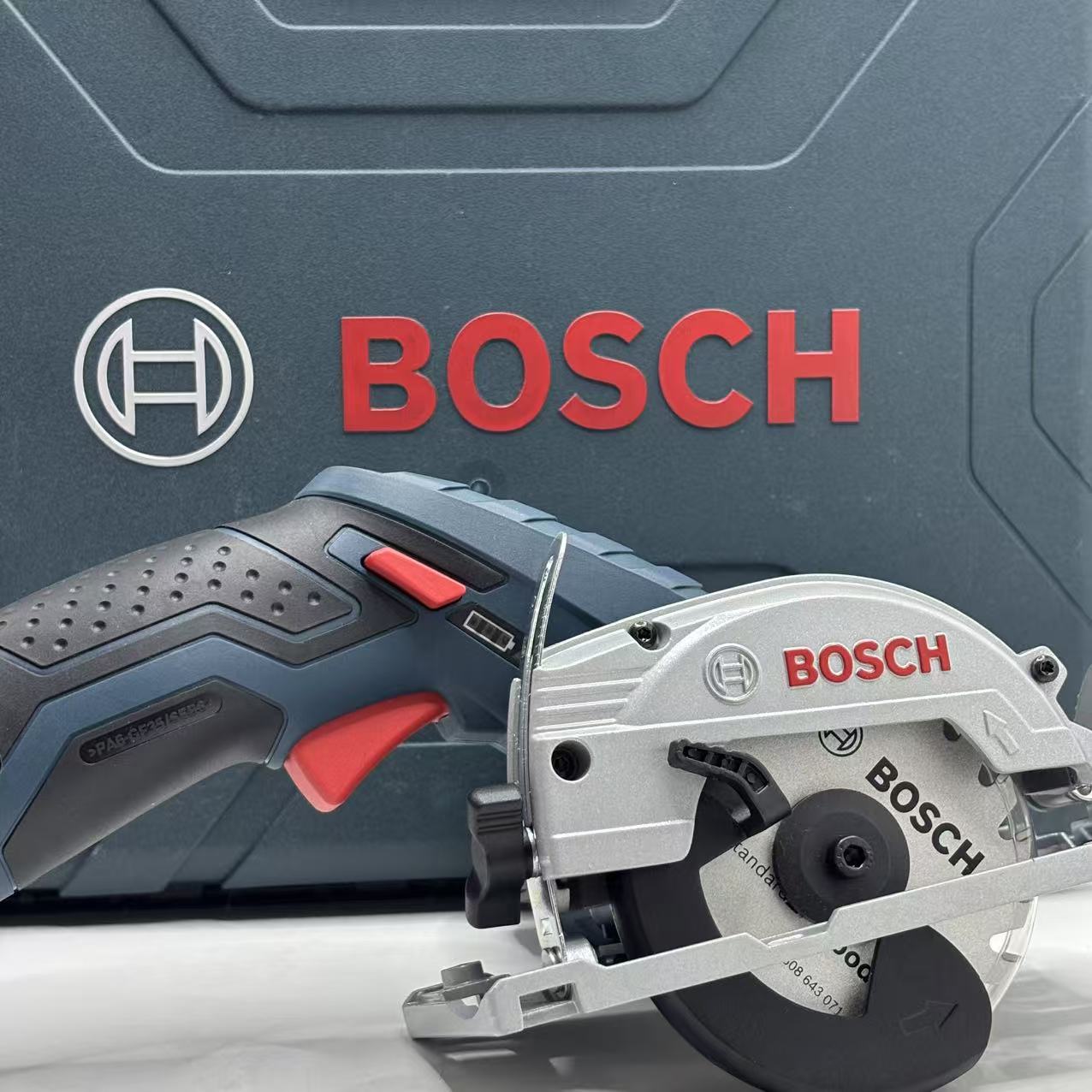 BOSCH GKS 12V-LI Akumulatorowa – Woodworking Saw recenzja i cena